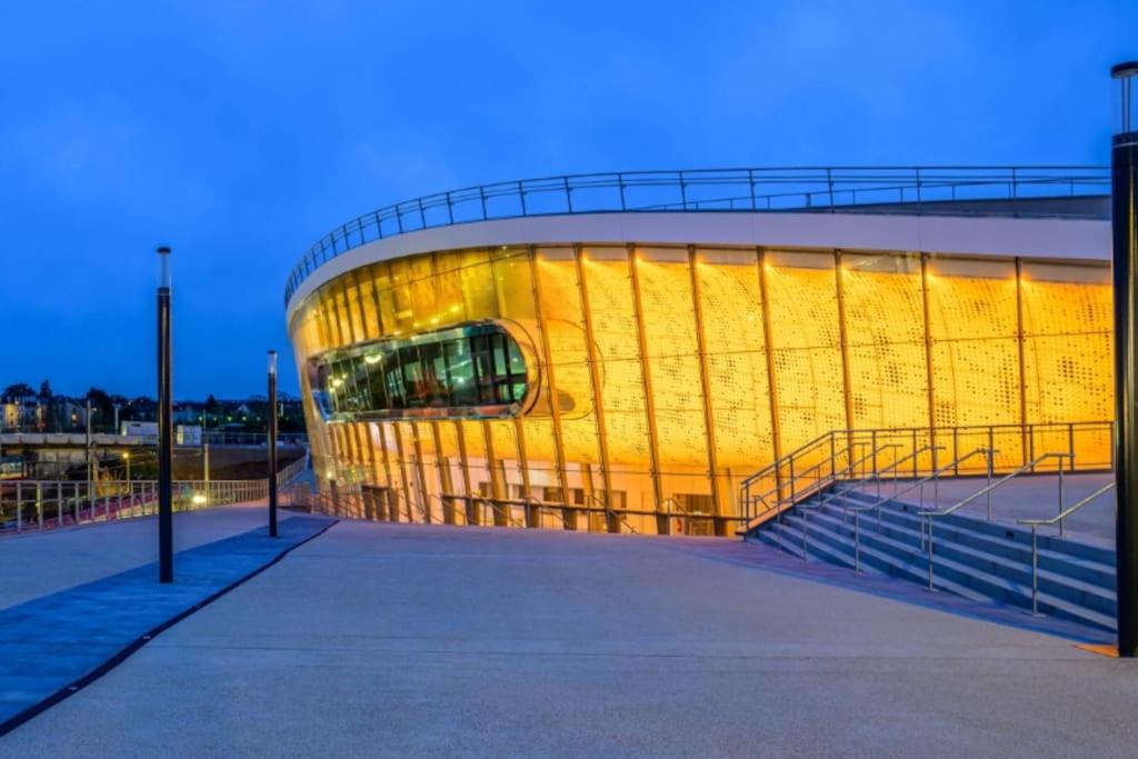 Studio 1 Chartres Gare Et Colisee A 100M Eksteriør billede